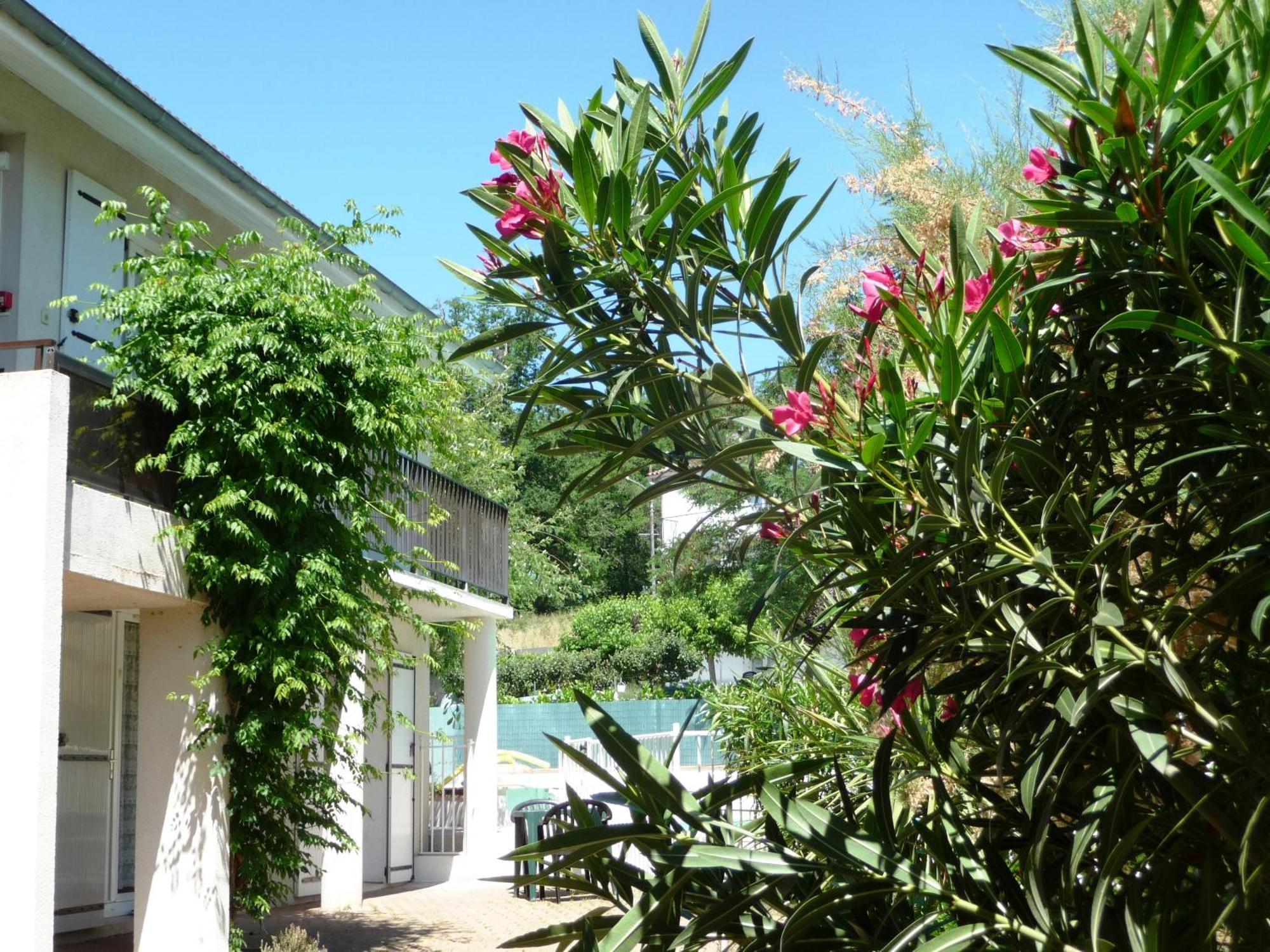 Aubergade Hotel Barbotan les Thermes Bagian luar foto